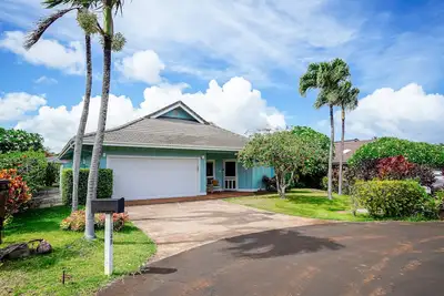 Image de Home near the beaches w/ washer/dryer, central Ac, shared pool, hot tub, tennis