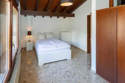 Image de Joli appartement pour 6 personnes avec Wifi, Tv et balcon