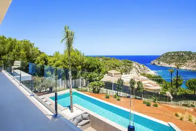 Image de Belle maison de vacances privée avec climatisation, piscine privée, Wifi, Tv, patio et parking