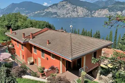Image de Bel appartement pour 3 personnes avec Wifi, Tv, patio et parking