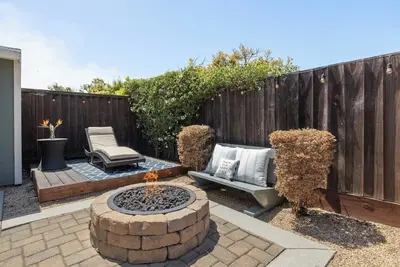 Image de Relax & Fun |Fire Pit| Lovely 2br Fun Game #Family