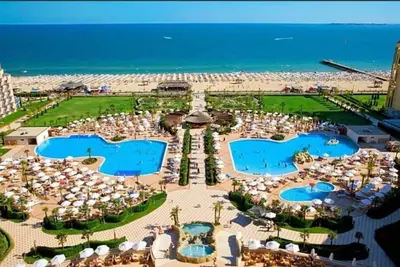 Image de Sunny beach Family apartment in majestic hotel - beach front