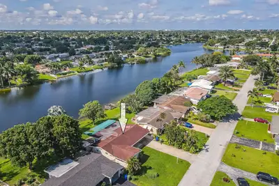 Image de Private lakefront charming Home in Miami/Pembroke