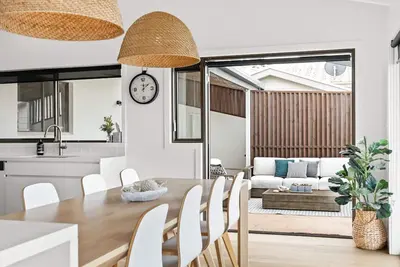 Image de Banksia Beach House - Your Resort Style Coastal Retreat