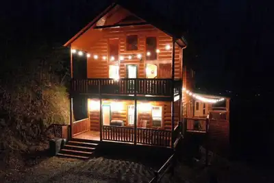 Image de The KunTree Cabin in the Pigeon Forge