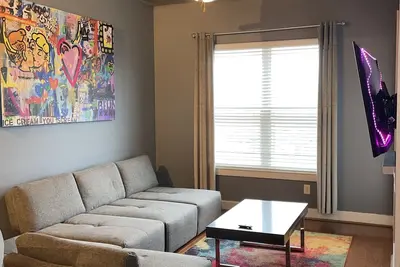 Image de Luxurious Home Near Lenox