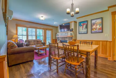 Image de Year Round Luxury Slopeside Mountain Retreat  @ Cranmore, North Conway