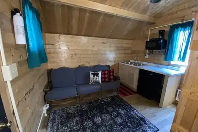 Image de Cabin A Western Hills Campground