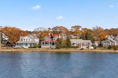 Image de \nStonebridge House, Onset Waterfront, Dog friendly -Unit A