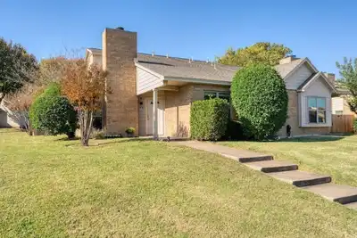 Image de Quiet, Modern, large private space, centrally loc.