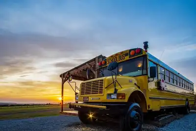 Image de American School Bus - 1 Bedroom - Blossom Farm