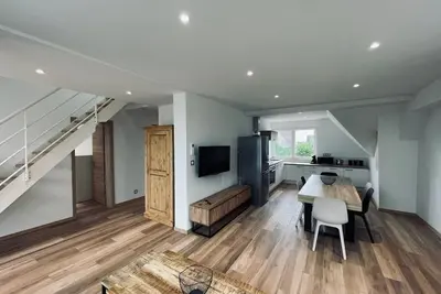 Image de Gîte 4 pièces duplex et sa terrasse vue montagnes