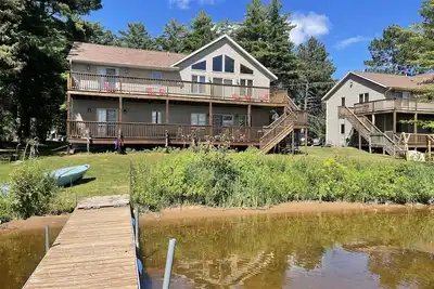 Image de 4 Bedroom, 2 Bath Upper and Lower Sleeps 14