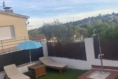 Image de Habitación en Chalet con Piscina