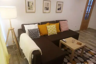 Image de Spacious and bright apartment one stop away from Atocha