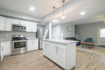 Image de Private Basement Oasis near downtown Atl and airport