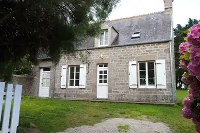 Image de \"A l'Abri des Regards\", charmant gite à 700m de la mer, proche Barfleur - 4/6p