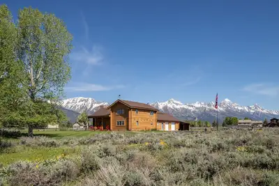 Image de Large private home near Grand Teton National Park