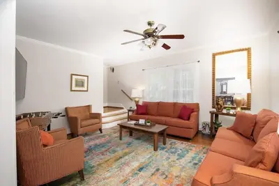 Image de Near Uab & Downtown - Redmont Revival Unit 1