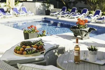 Image de Villa Royal - appartement premium avec piscine ensoleillée