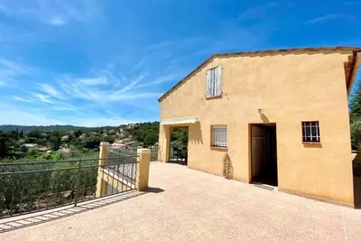 Image de Villa At The Foot Of The Castle With Stunning Views