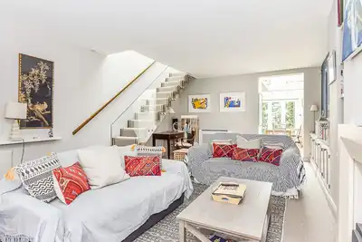 Image de Child's Street | Pro-Managed