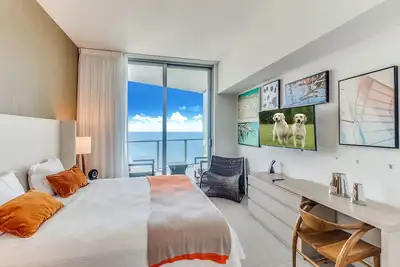 Image de Oceanfront Condo with Balcony and Infinity Pools