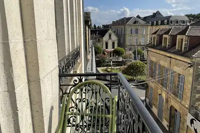 Image de un balcon sur la ville