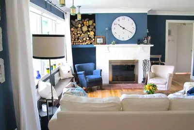 Image de Westhampton 3 bedroom beach house with hot tub