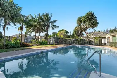Image de Cataline Court unit 7 | Just a short walk to Pippi Beach