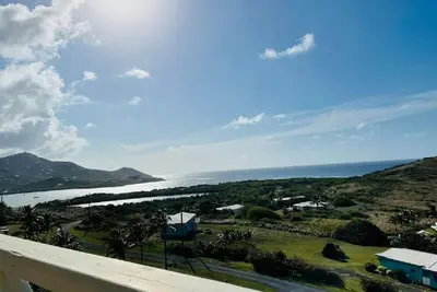 Image de Trade winds, 270 degree ocean view and no passport required!