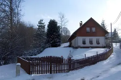 Image de Maison de vacances avec piscine extérieure