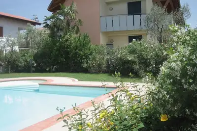 Image de Appartement de vacances avec piscine