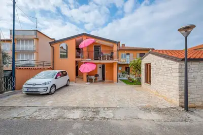 Image de Appartement de vacances avec air conditionné et Wi-Fi