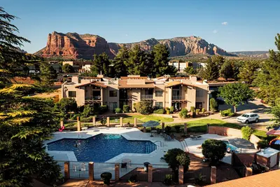 Image de Sedona Casa Oak Creek community clubhouse, pool, hot tub, tennis & balcony with views!