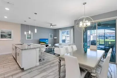 Image de Luxury Townhome on Storey Lake Resort, Orlando Townhome 5523