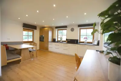 Image de Vacation apartment Kehlstein 90 sqm with 2 bedrooms and balcony