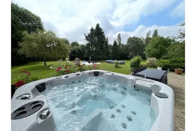Grande Villa en plein cœur du parc du perche