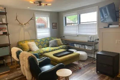 Image de Best, Location, New remodel, Block to Gondola&Town