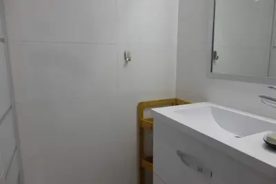 Image de Cozy Nest In The Heart Of The City Near The Sea