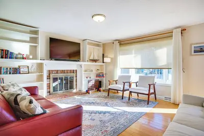 Image de Game Room w/ Ping-Pong: Spacious Chatham Retreat