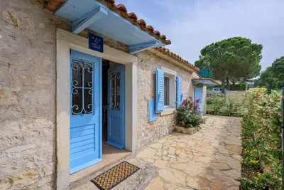 Image de Magnifique maison de 2 chambres à.