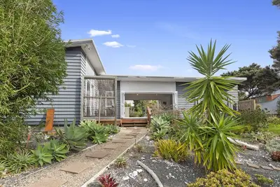 Image de Pohutukawa Peace - Mangawhai Holiday Home