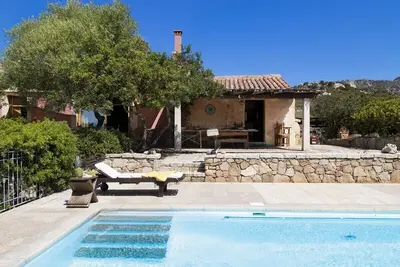Image de Country villa with private pool and sea views near the Costa Smeralda
