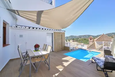 Image de Maison \"Casa Loli\" avec vue sur les montagnes, piscine privée et terrasse