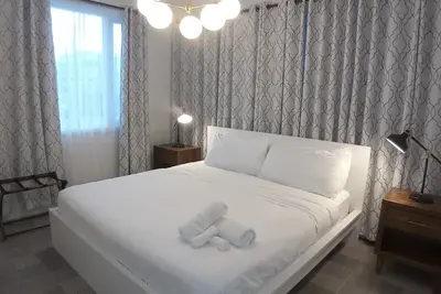 V4 | Pr Rentals | Expectacular Location