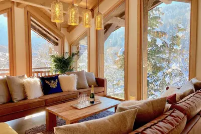 Image de Chalet Gouter. . . . Jacuzzi, Central located, large open plan living room