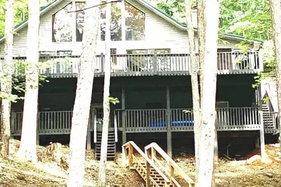 Image de Mountain House On The Lake - Lagniappe on the lake