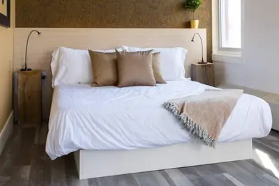 Image de Clean, Central Plush Sanctuary in Highlands