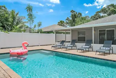 **New 4/2 pool home, private backyard, close to everything.